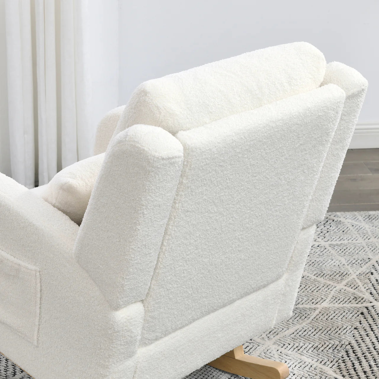 CELESTIA 27.5" Rocking Chair