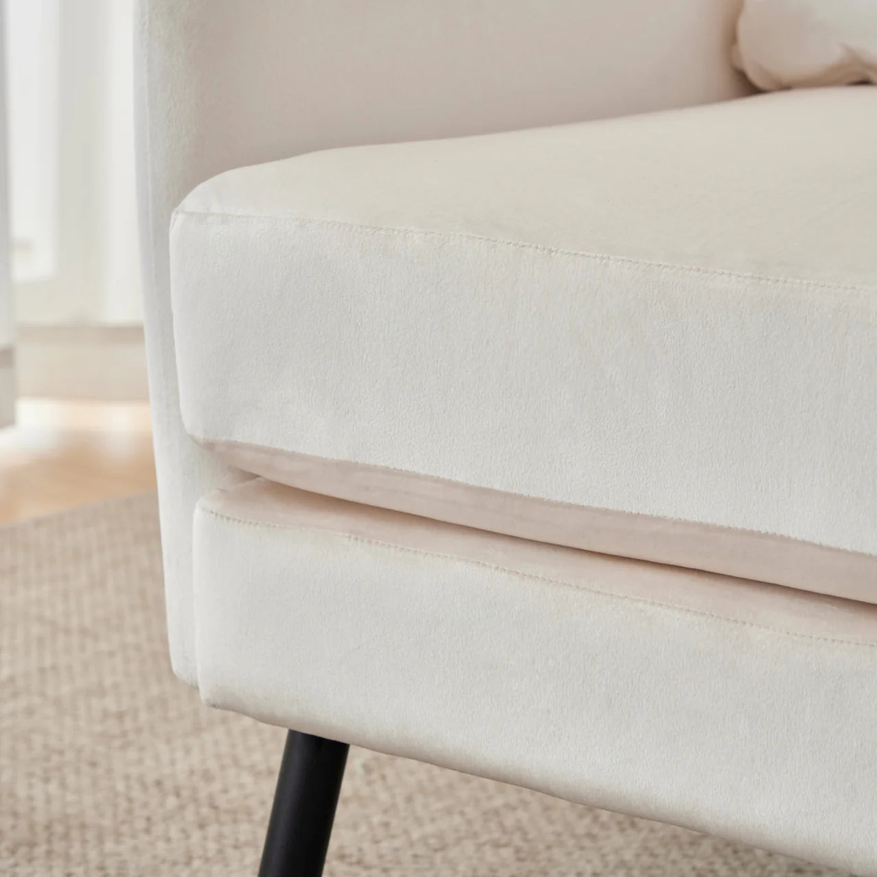 DRACO 29" Modern Chair